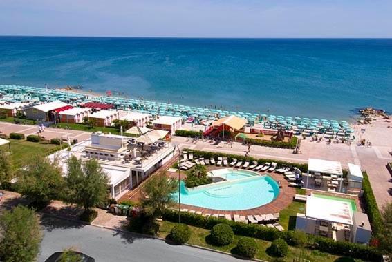 Hotel Continental Fano Luaran gambar