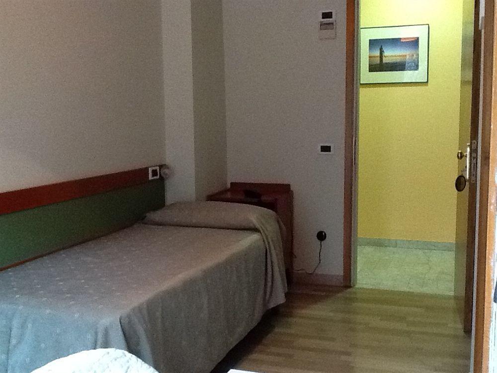 Hotel Continental Fano Luaran gambar