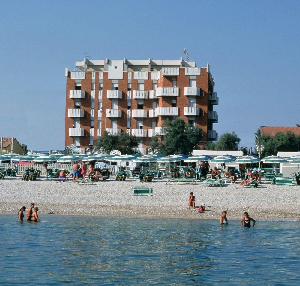 Hotel Continental Fano Luaran gambar